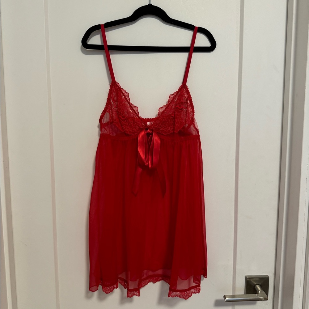 Adorable Victoria’s Secret red babydoll